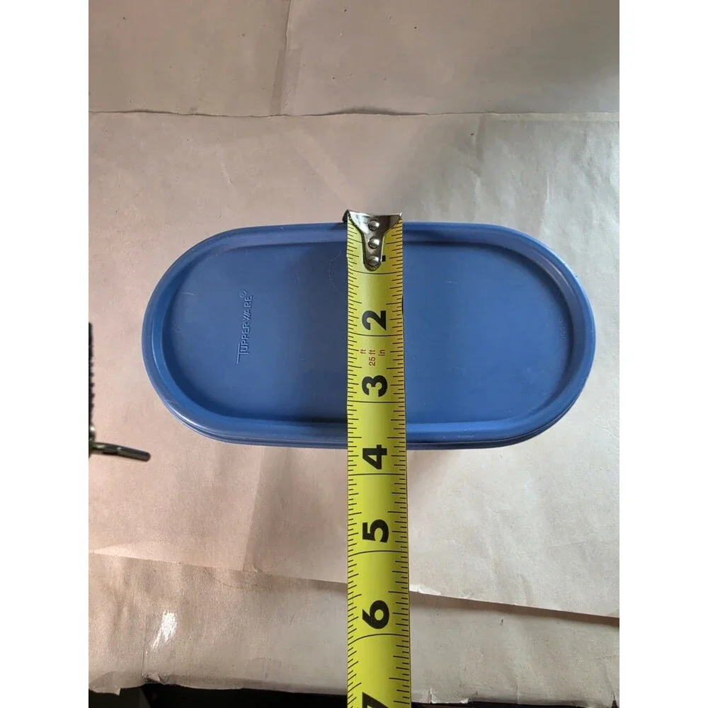Vintage Tupperware oval storage container with lid, 1616-6 W/lid 1612-23